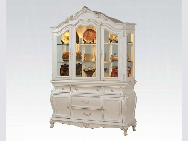 Chantelle 8 Person Dining Room Set