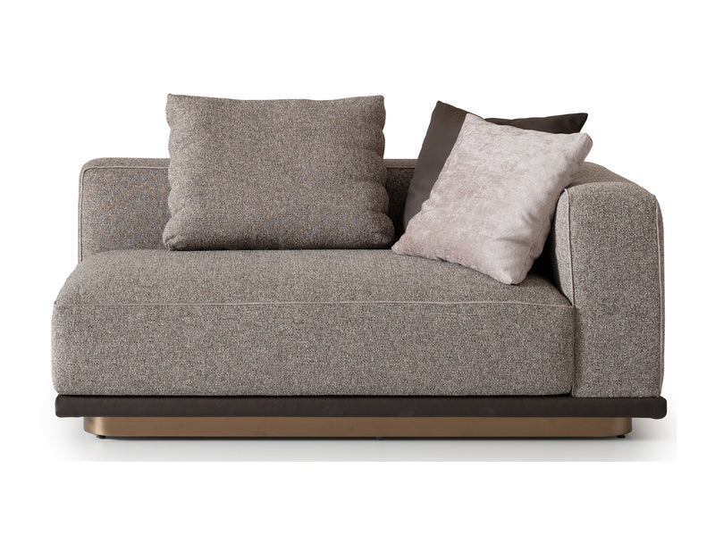 Auram Sectional