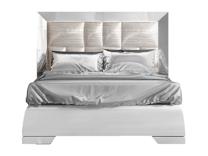 Carmenes Platform Bed