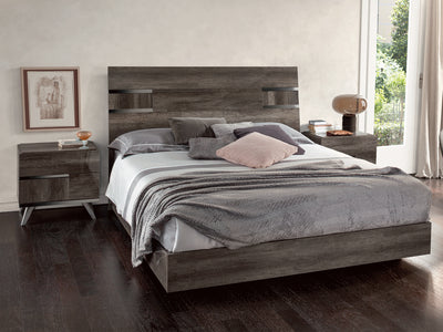 Medea Platform Bed