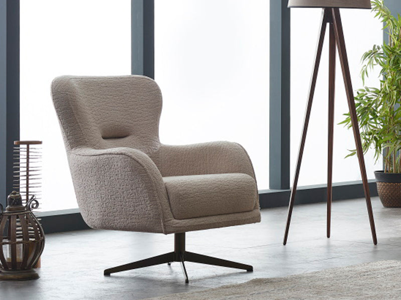 Valencia Saltanat 32" Wide Armchair