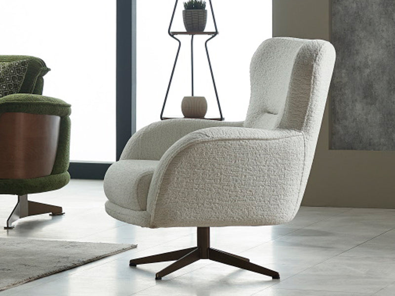 Valencia Saltanat 32" Wide Armchair